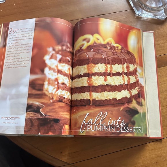 Cookbook Taste of Home Holiday& Celebrations 2009 - Picture 3 of 4